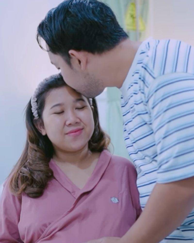 Instagram.com/kikysaputrii